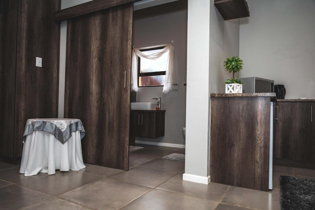 Bed and Breakfast Be My Guest Upington Exteriér fotografie