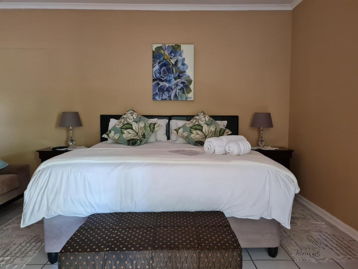 Bed and Breakfast Be My Guest Upington Exteriér fotografie
